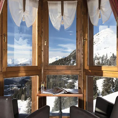 Les Balcons De Belle Plagne Hotel apartamentowy 4*