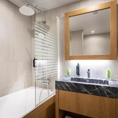 Apartahotel Résidence Les Balcons De Belle Plagne 4*